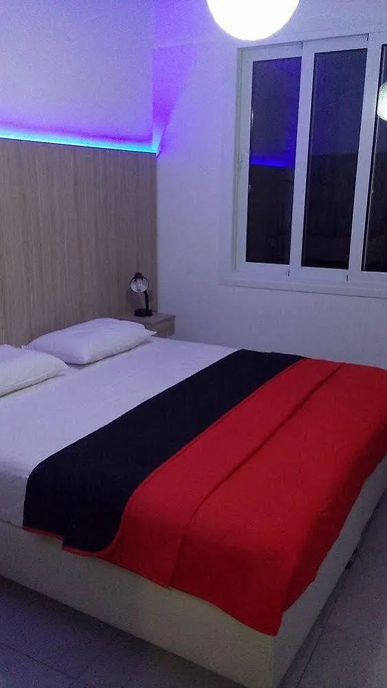 Palm Sea Hotel Apartments 2 Larnaca