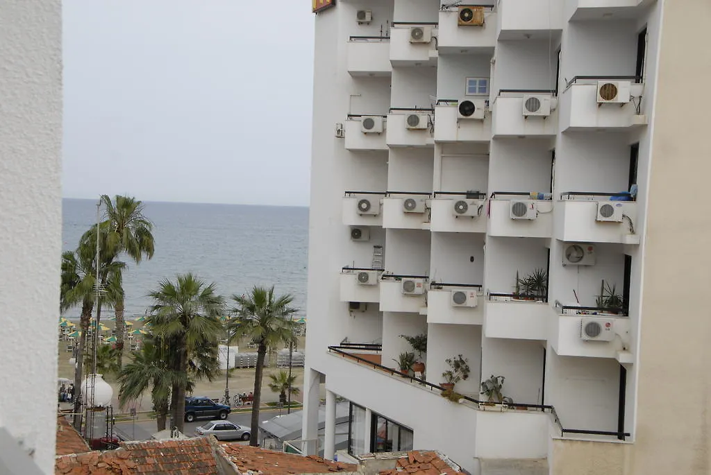 Palm Sea Hotel Apartments 2 Larnaca