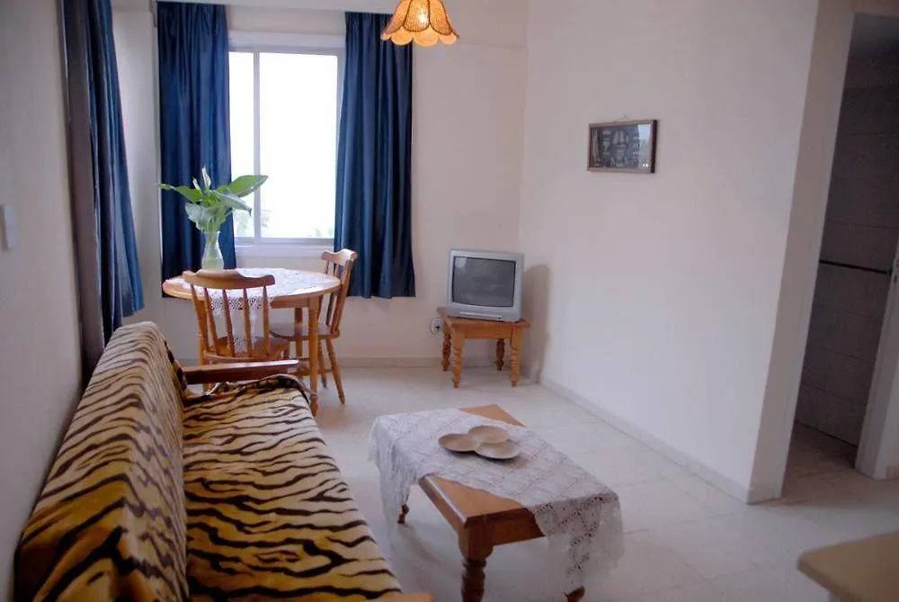 Palm Sea Hotel Apartments 2 Larnaca Cyprus