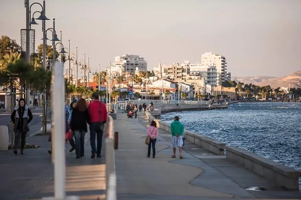 Palm Sea Hotel Apartments 2 Larnaca 0*,  Cyprus