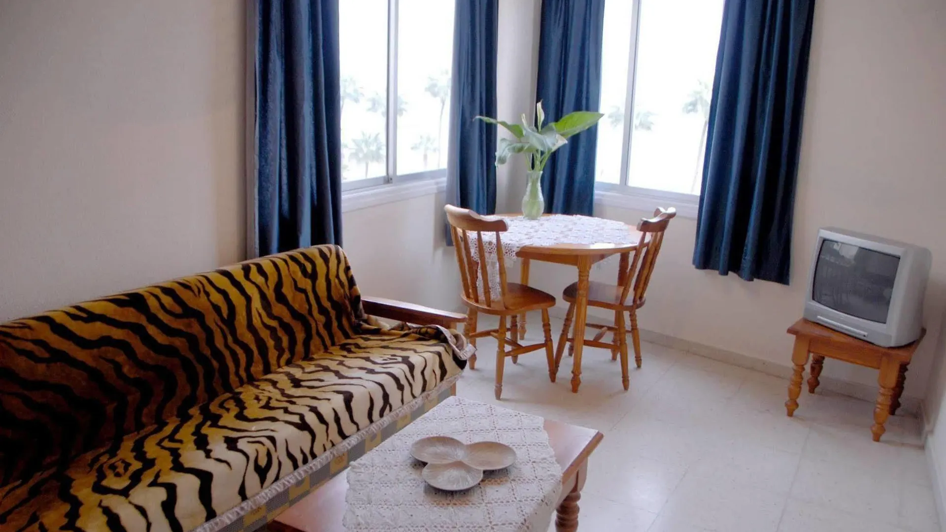 Palm Sea Hotel Apartments 2 Larnaca