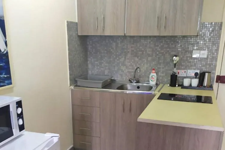 Palm Sea Hotel Apartments 2 Larnaca