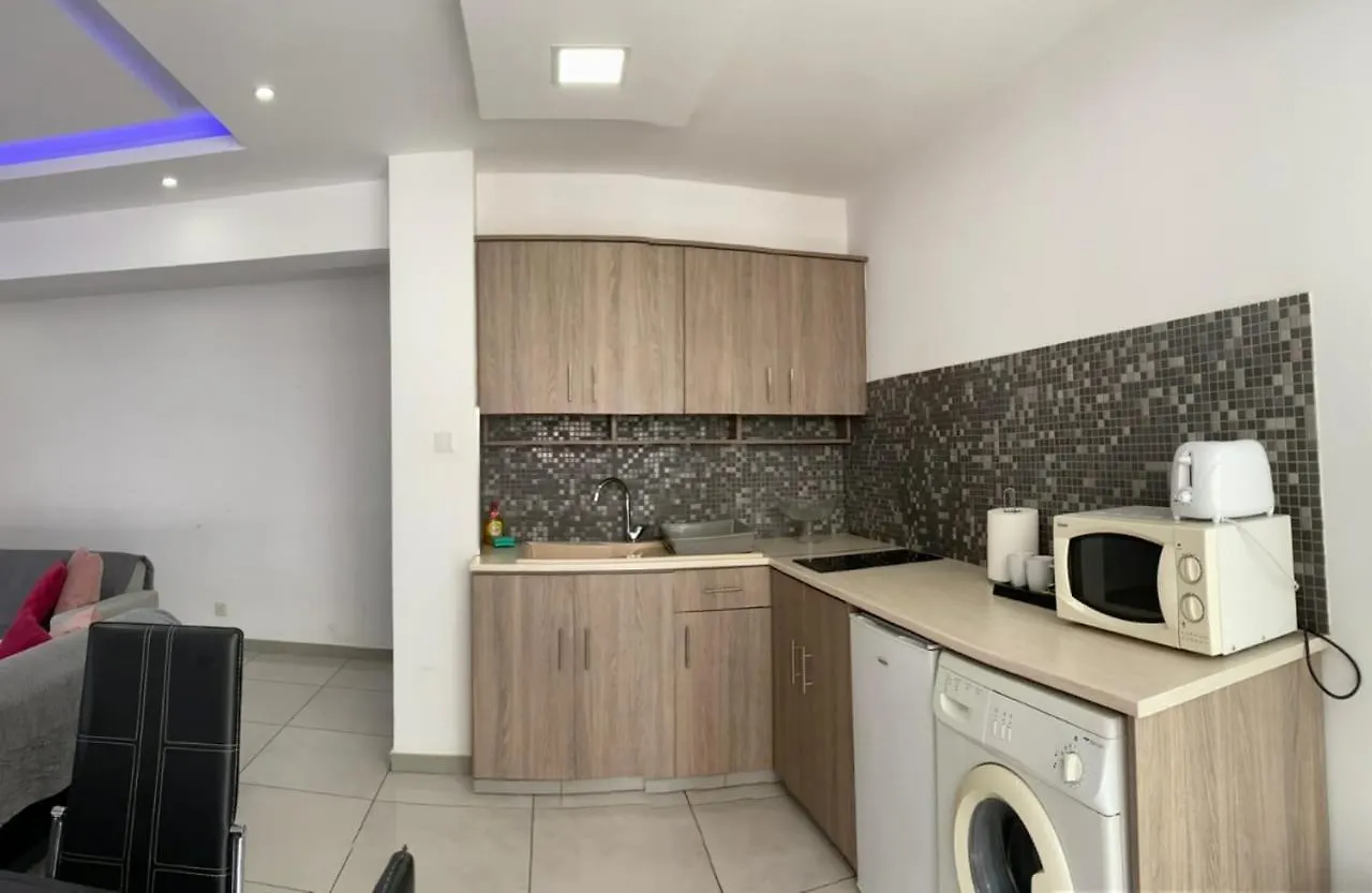 Palm Sea Hotel Apartments 2 Larnaca