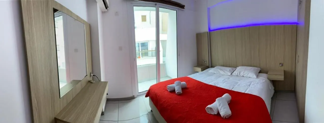 Palm Sea Hotel Apartments 2 Larnaca Cyprus