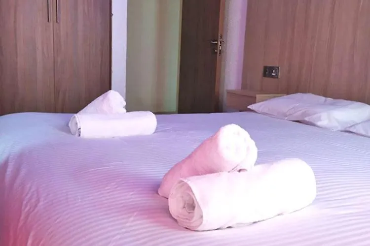 Palm Sea Hotel Apartments 2 Larnaca 0*,